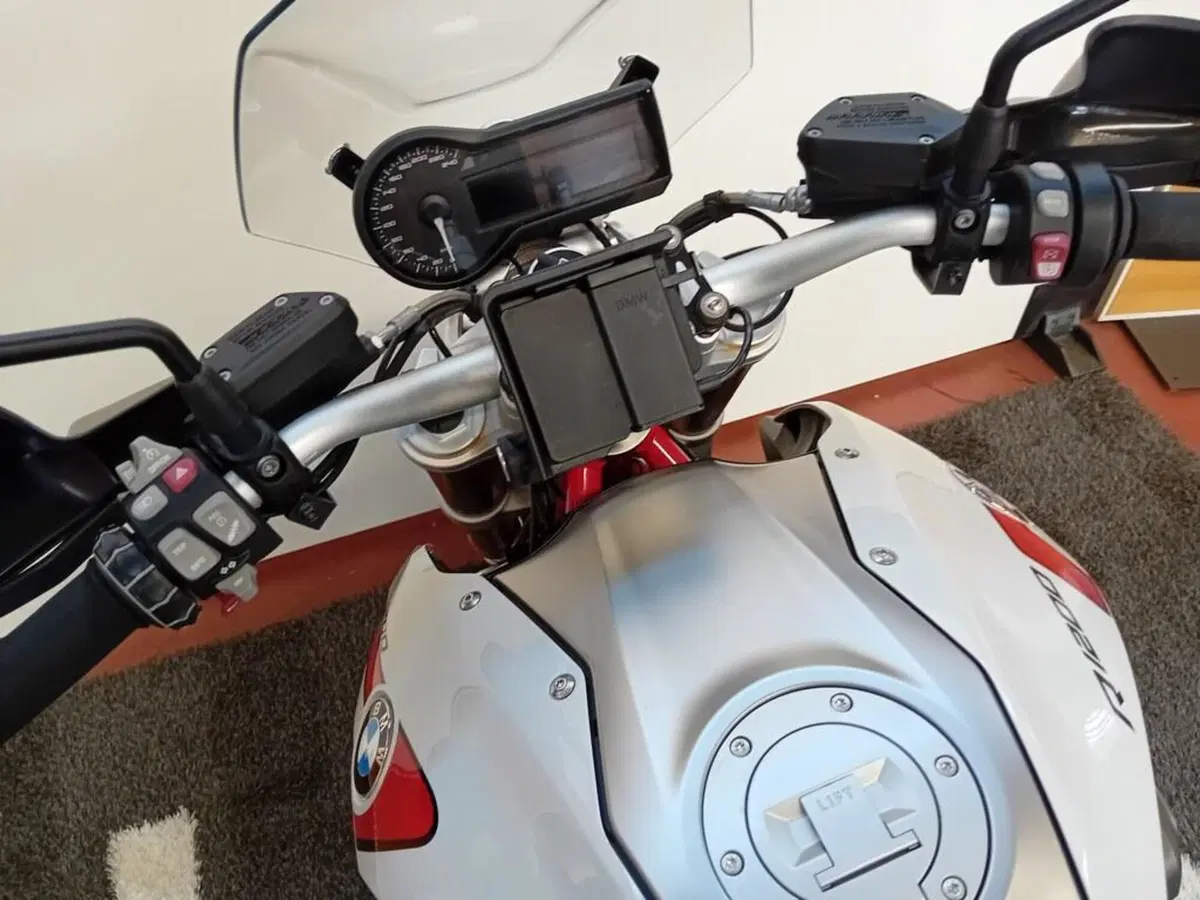 Bmw R 1200 R (2015 - 16) (6)