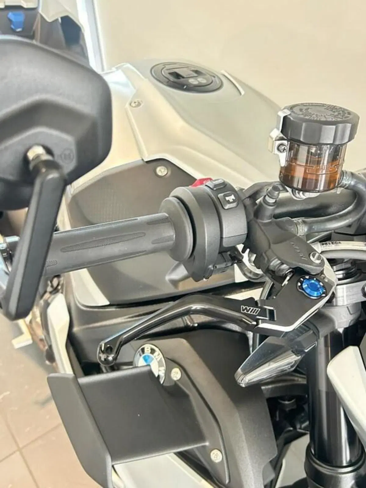 Bmw M 1000 R (2025 - 27) (3)