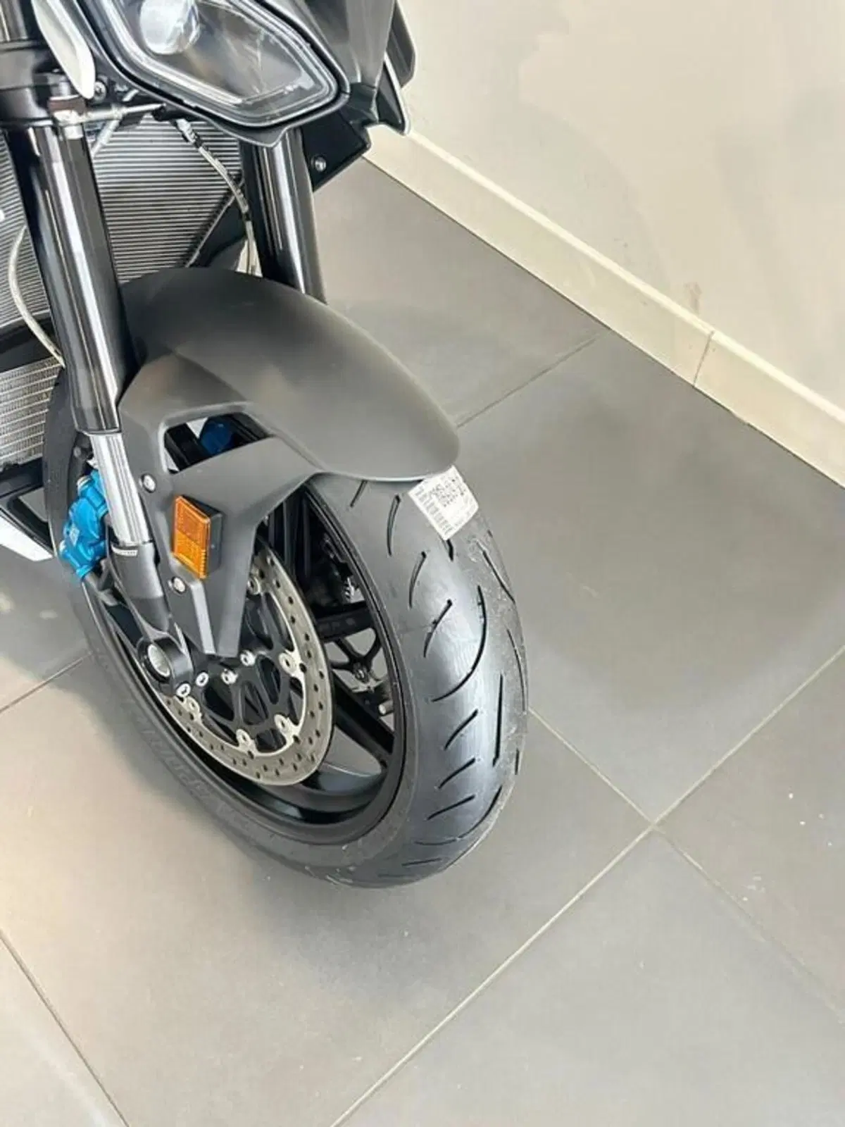Bmw M 1000 R (2025 - 27) (5)
