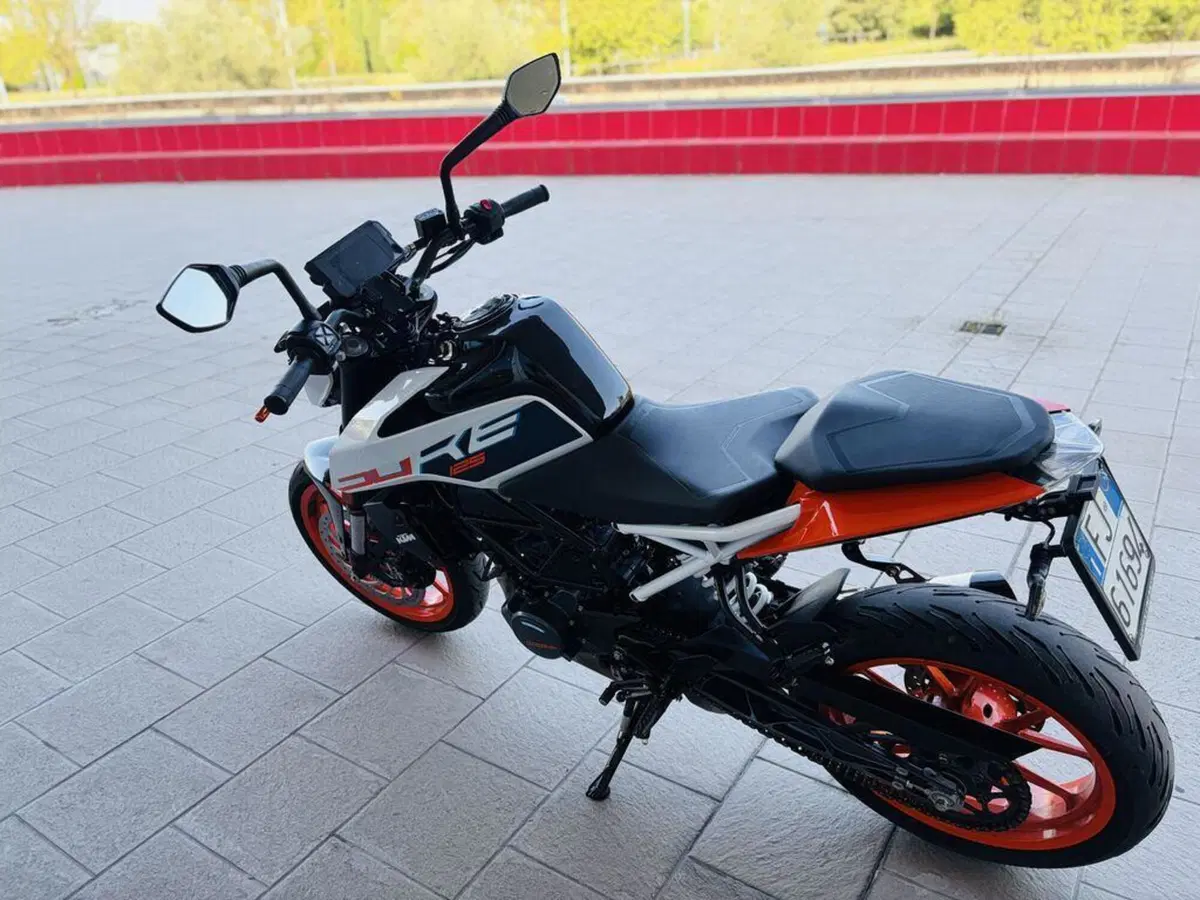 KTM 125 Duke (2021 - 23) (4)