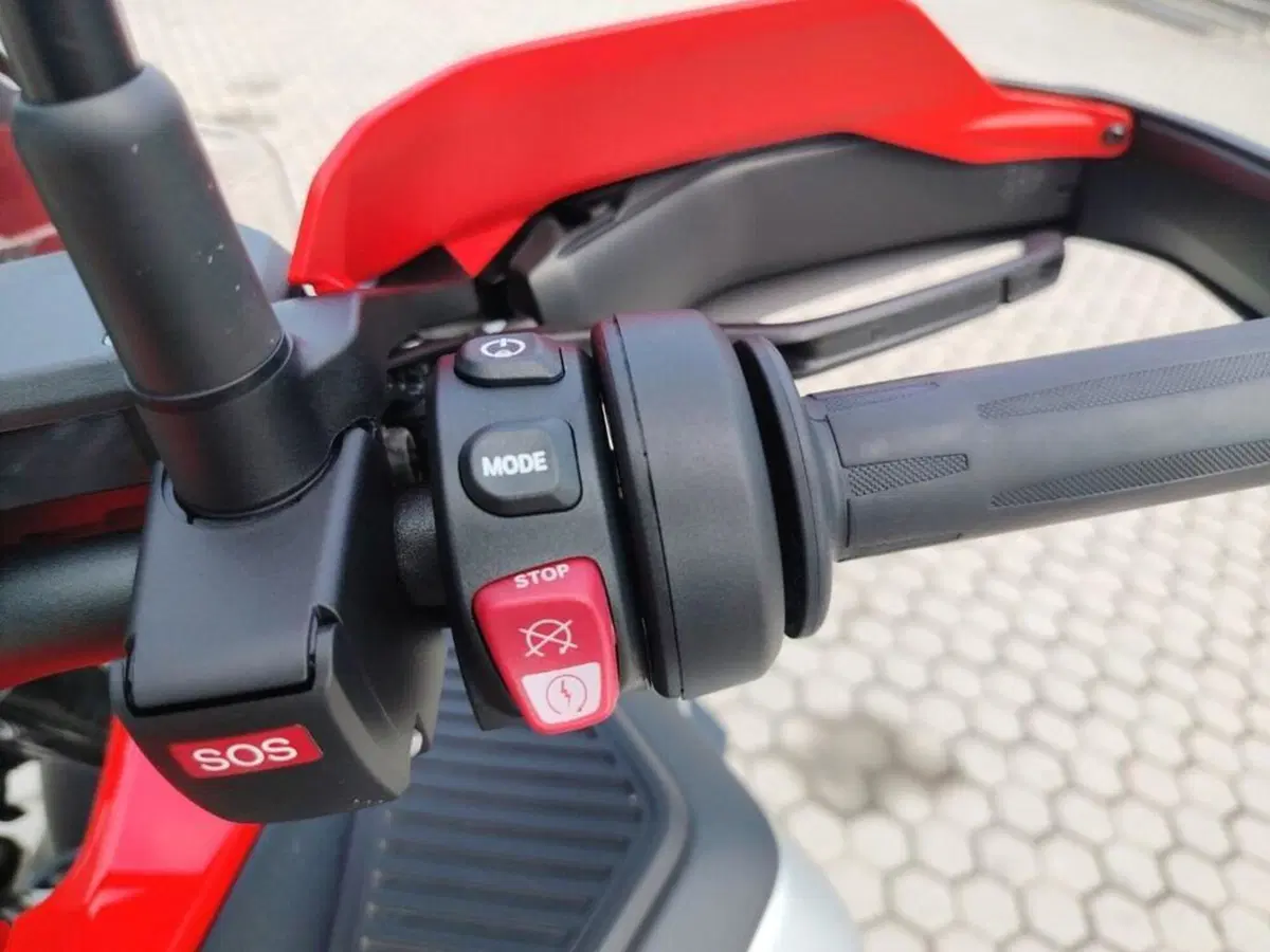 Bmw R 1300 GS Adventure (2025 - 26) (10)