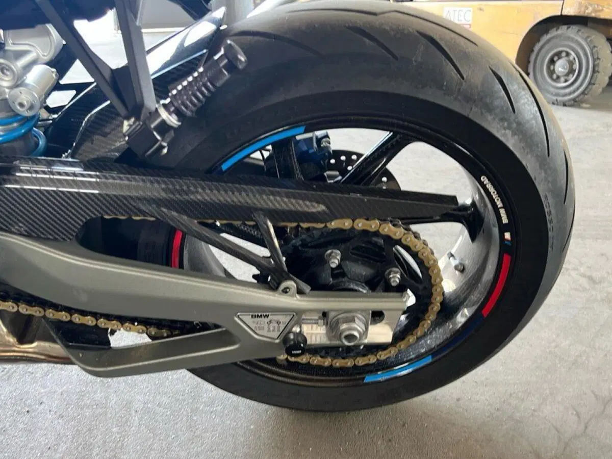 Bmw M 1000 R (2025 - 27) (13)