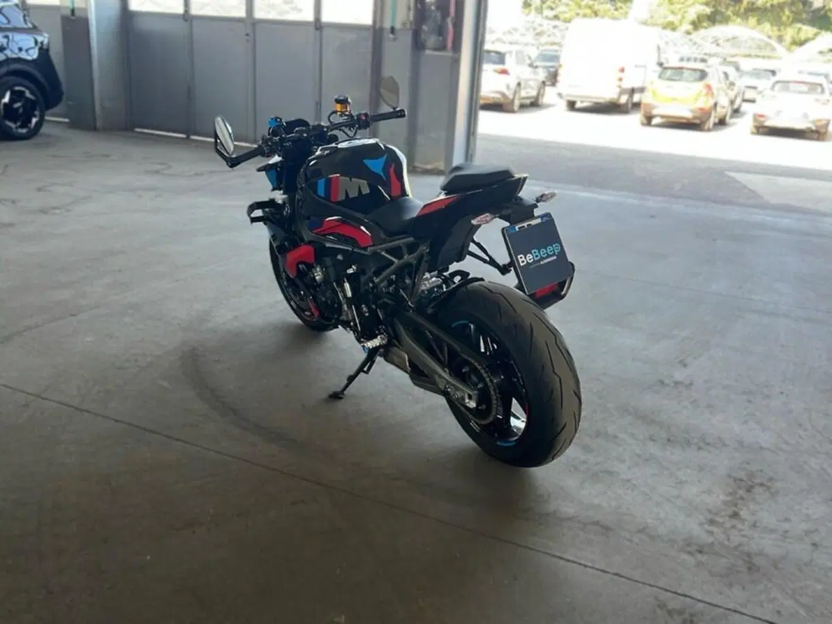 Bmw M 1000 R (2025 - 27) (6)