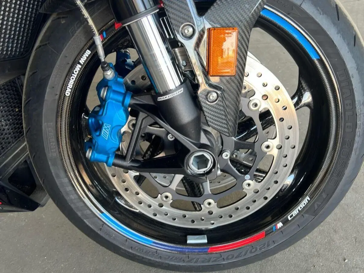 Bmw M 1000 R (2025 - 27) (11)
