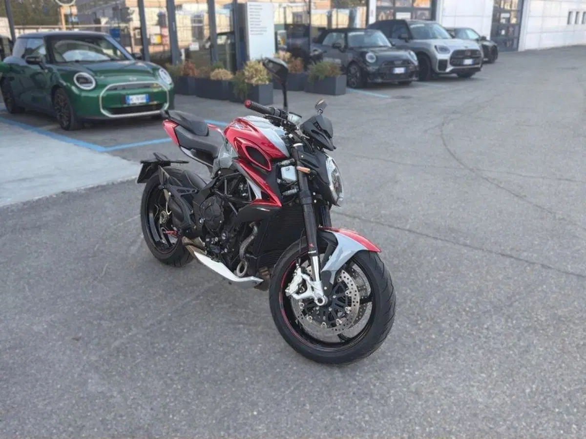 MV Agusta Brutale 800 RR (2021 - 25) (3)