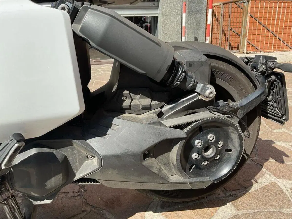 Bmw CE 04 (2021 - 25) (10)