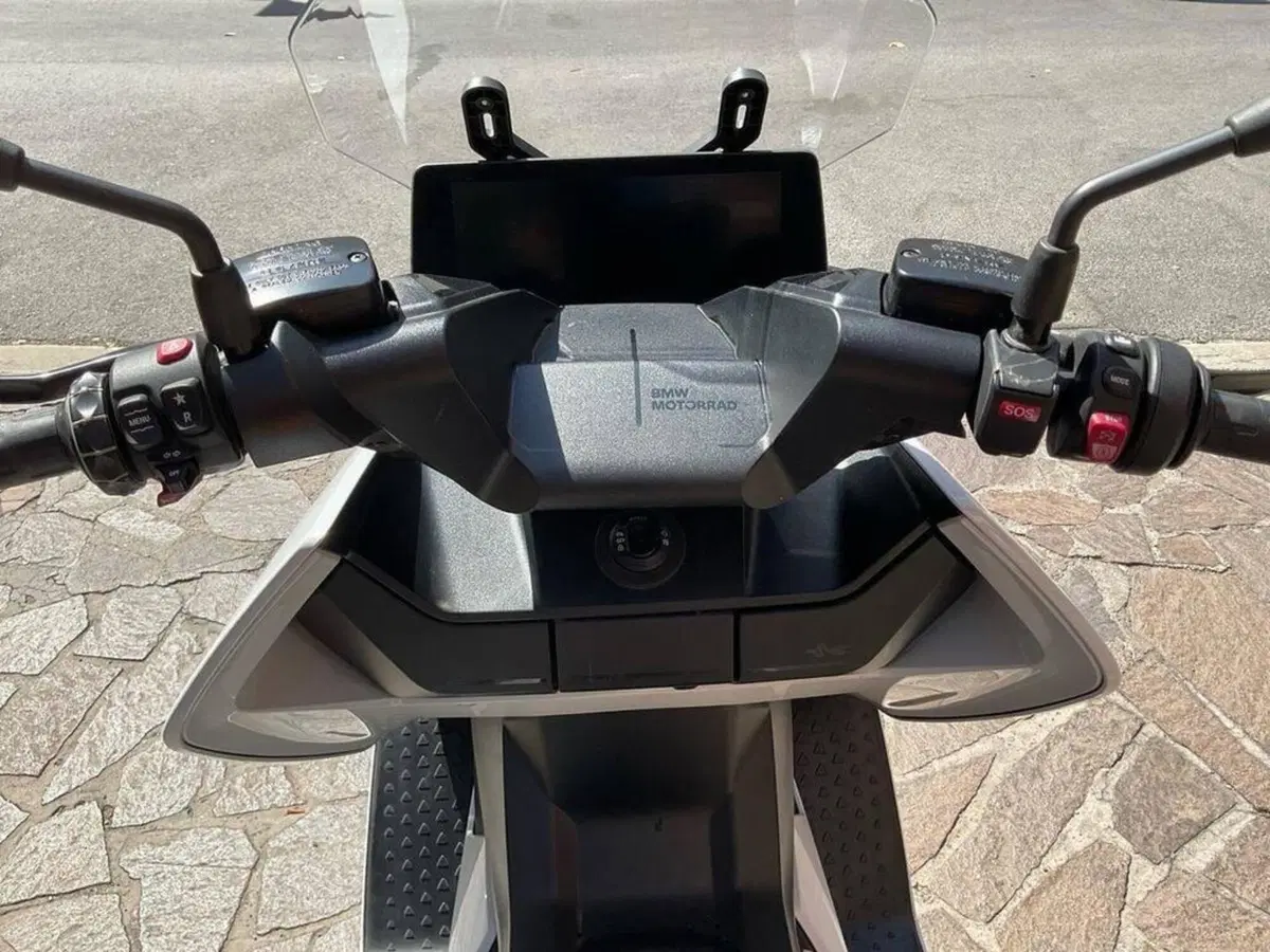 Bmw CE 04 (2021 - 25) (7)