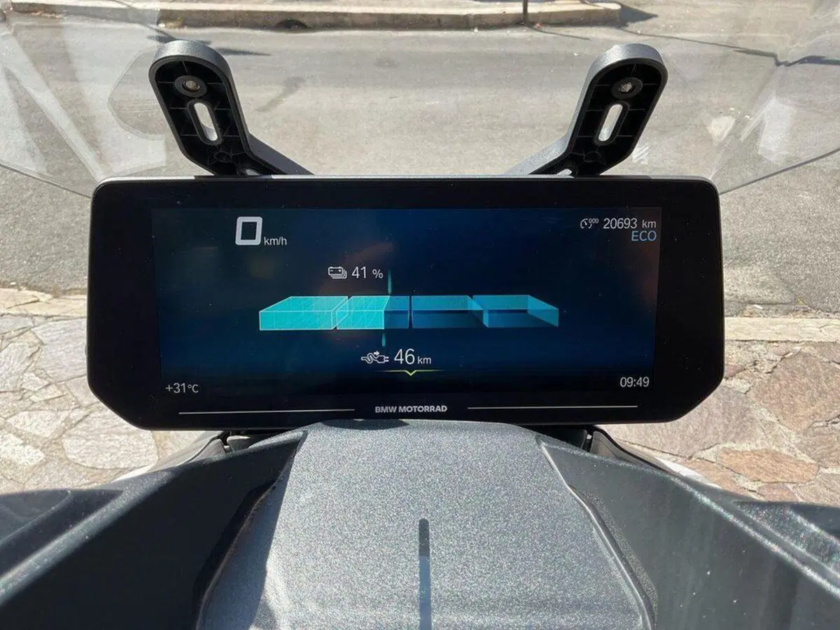 Bmw CE 04 (2021 - 25) (8)