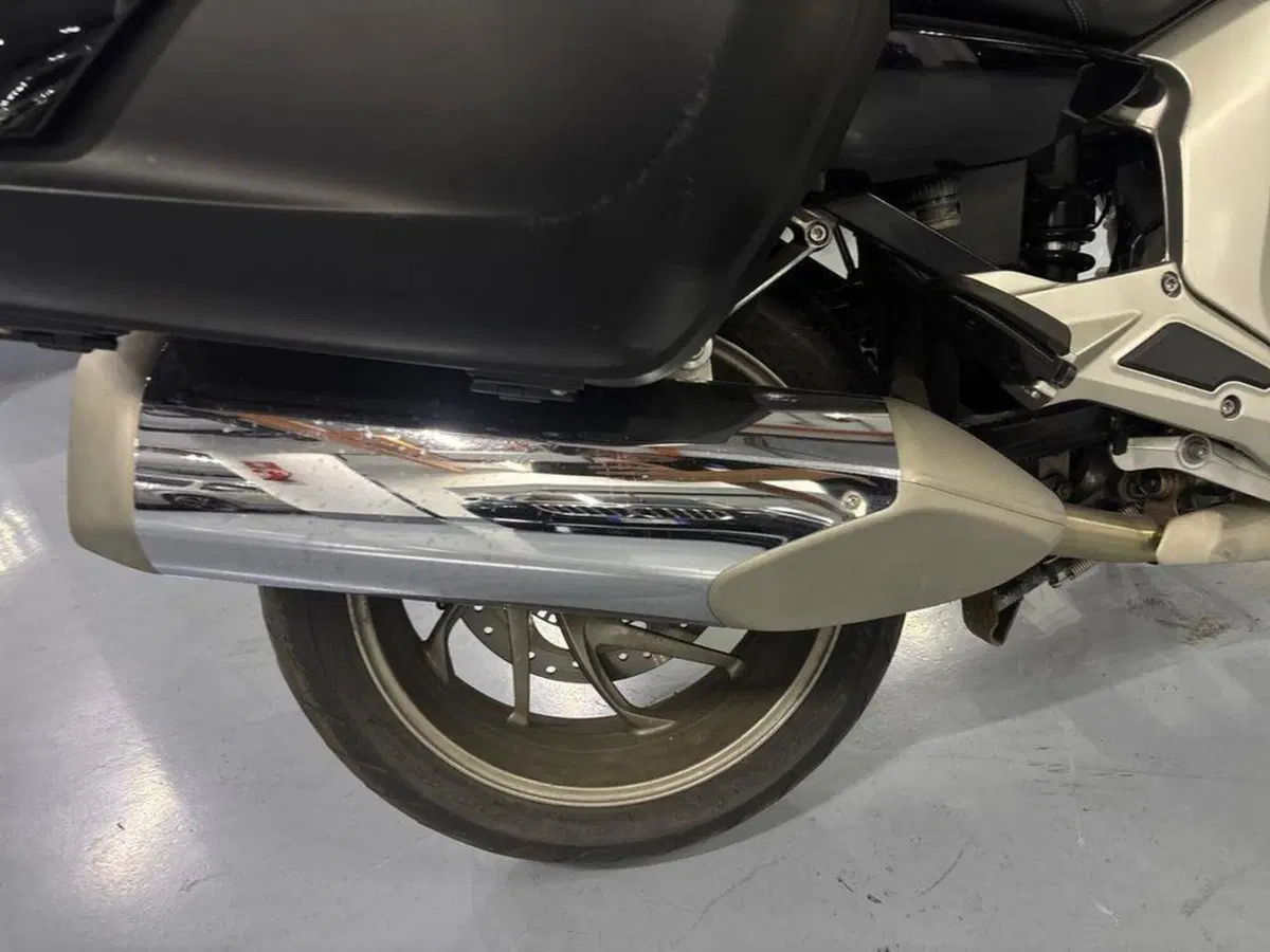 Bmw K 1600 GTL (2010 - 16) (10)