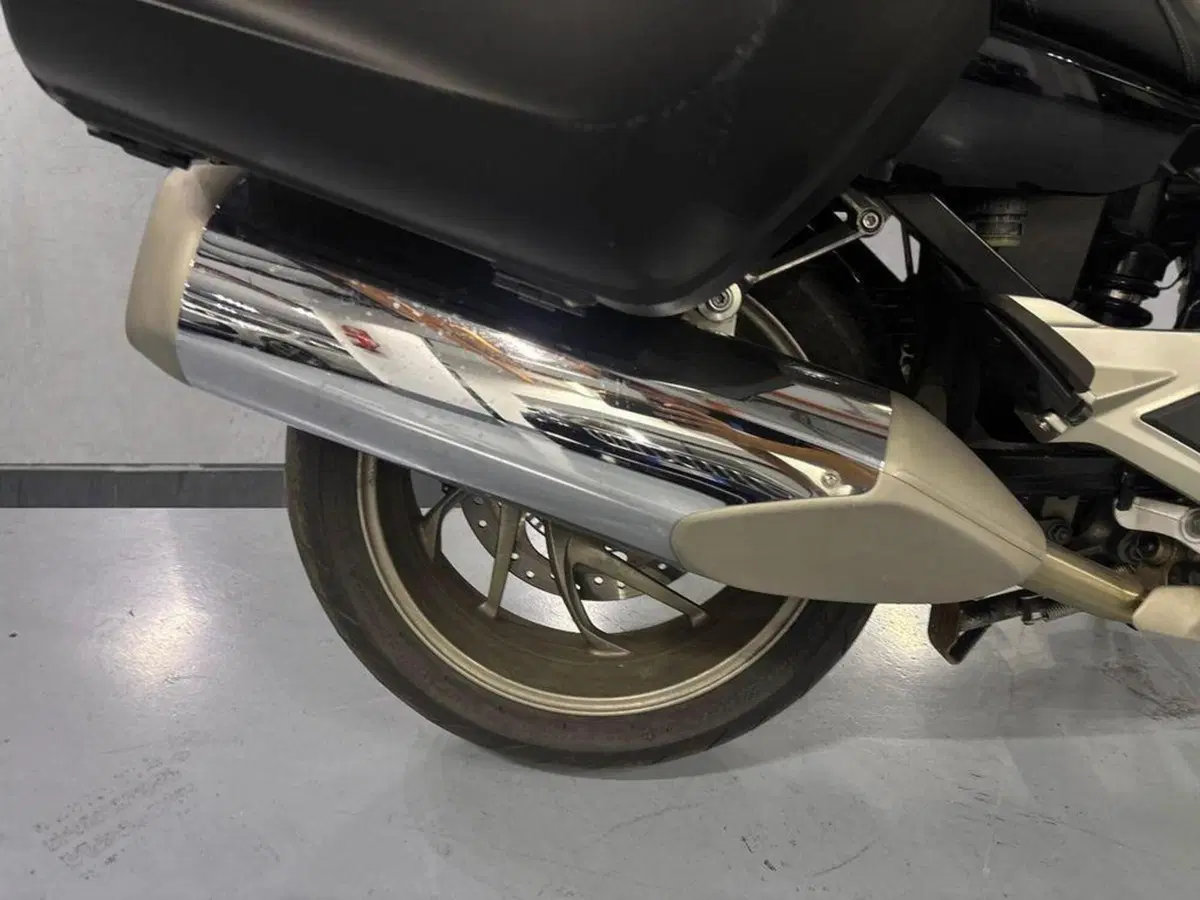 Bmw K 1600 GTL (2010 - 16) (6)
