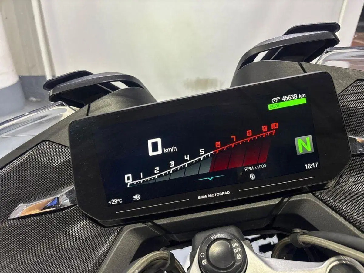 Bmw R 1250 RT (2021 - 25) (8)