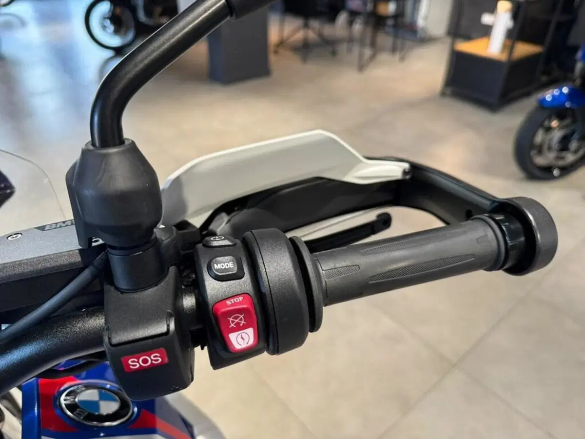 Bmw R 1300 GS (2023 - 26) (11)