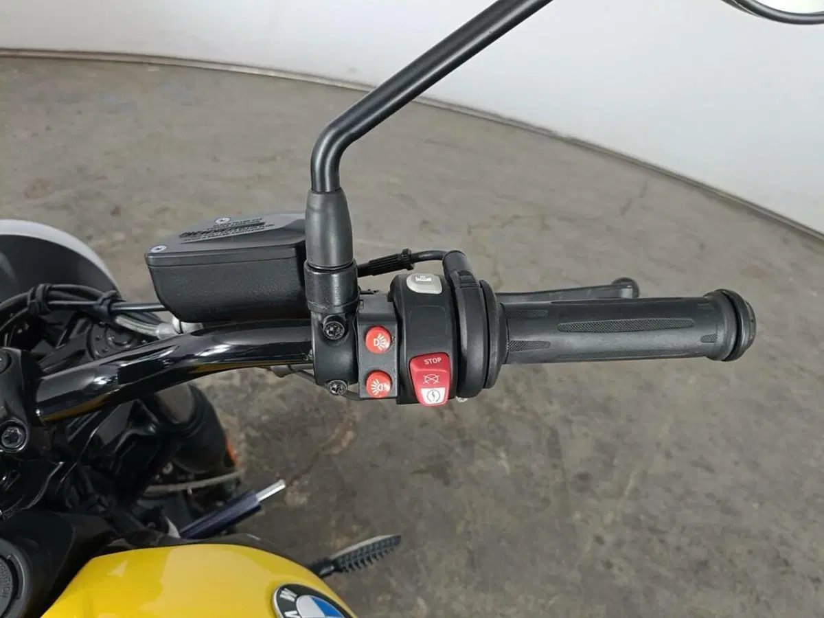 Bmw R nineT 1200 Scrambler (2016 - 20) (9)