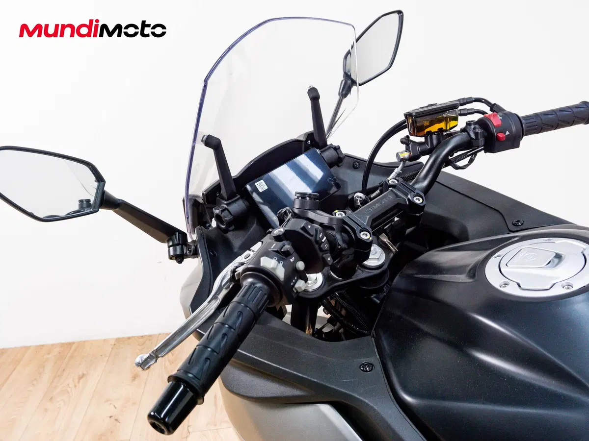 CFMOTO 650GT (2021 - 26) (11)