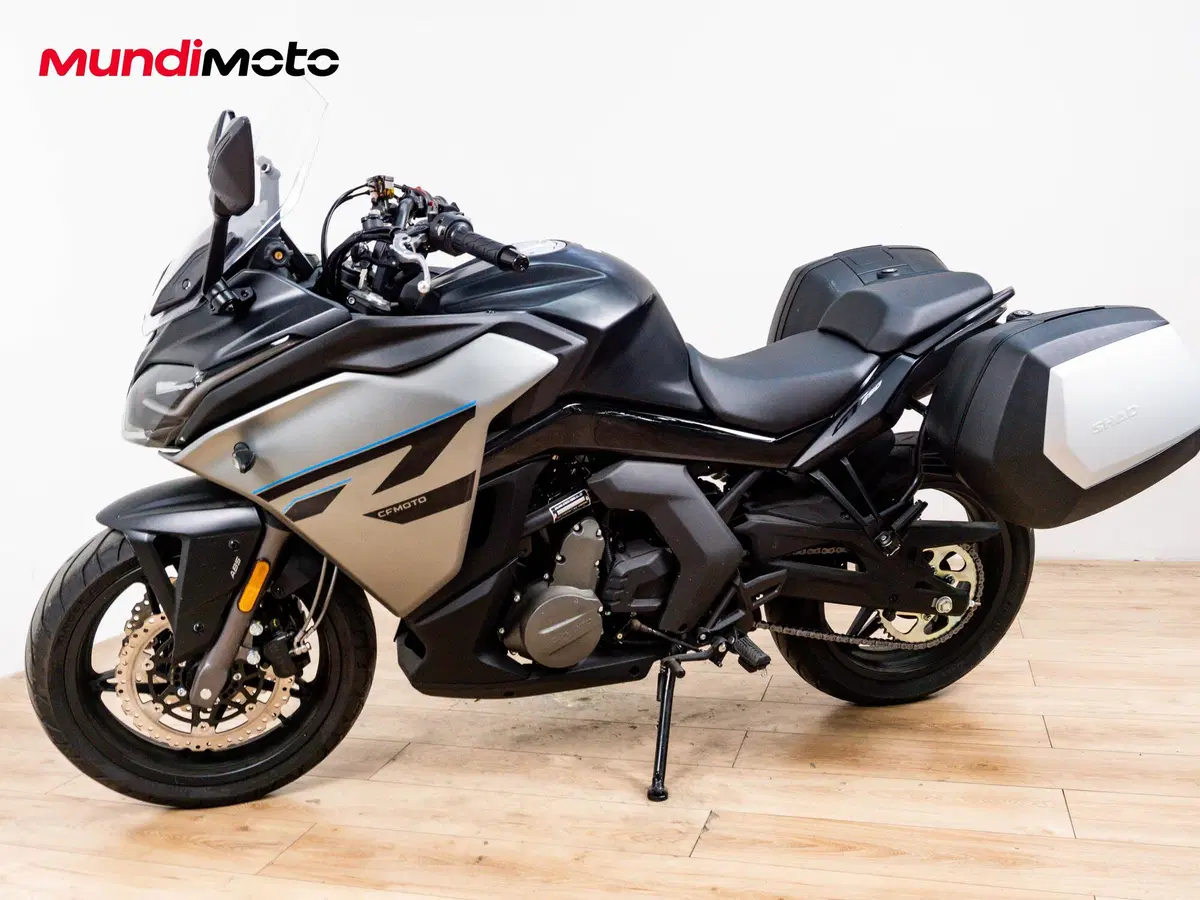 CFMOTO 650GT (2021 - 26) (8)