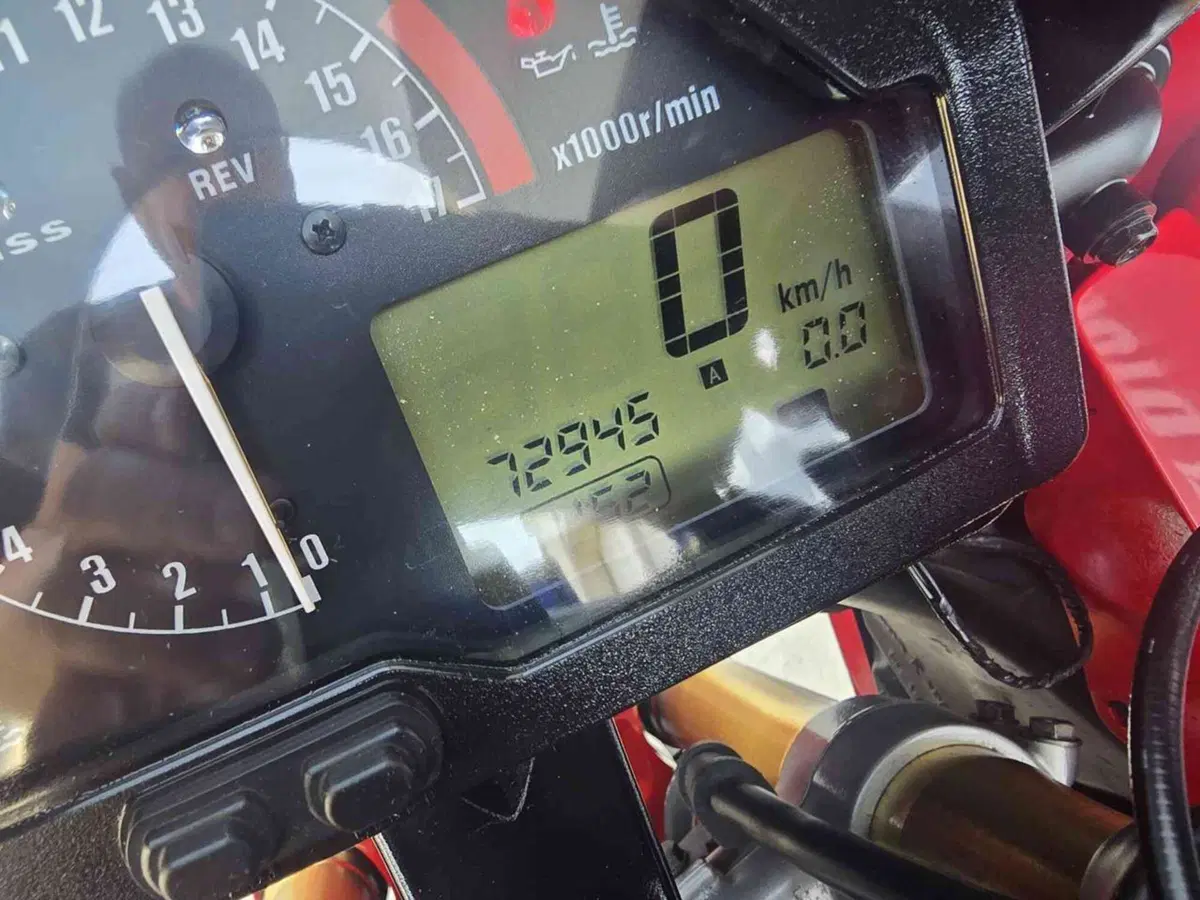Honda CBR 600 RR (2005 - 06) (23)