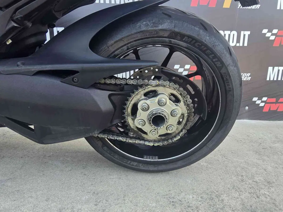 Ducati Diavel 1200 (2010 - 13) (13)
