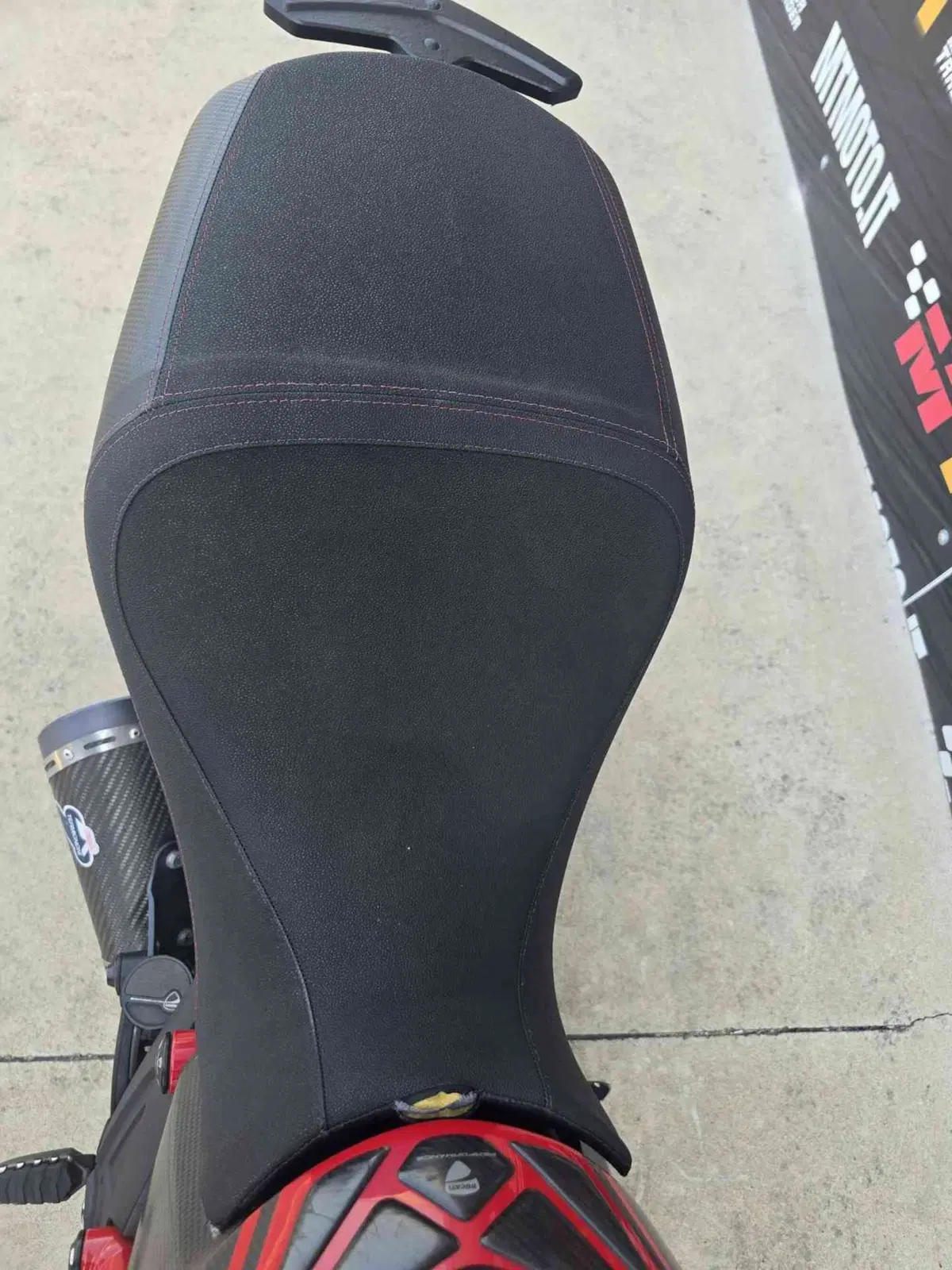 Ducati Diavel 1200 (2010 - 13) (9)