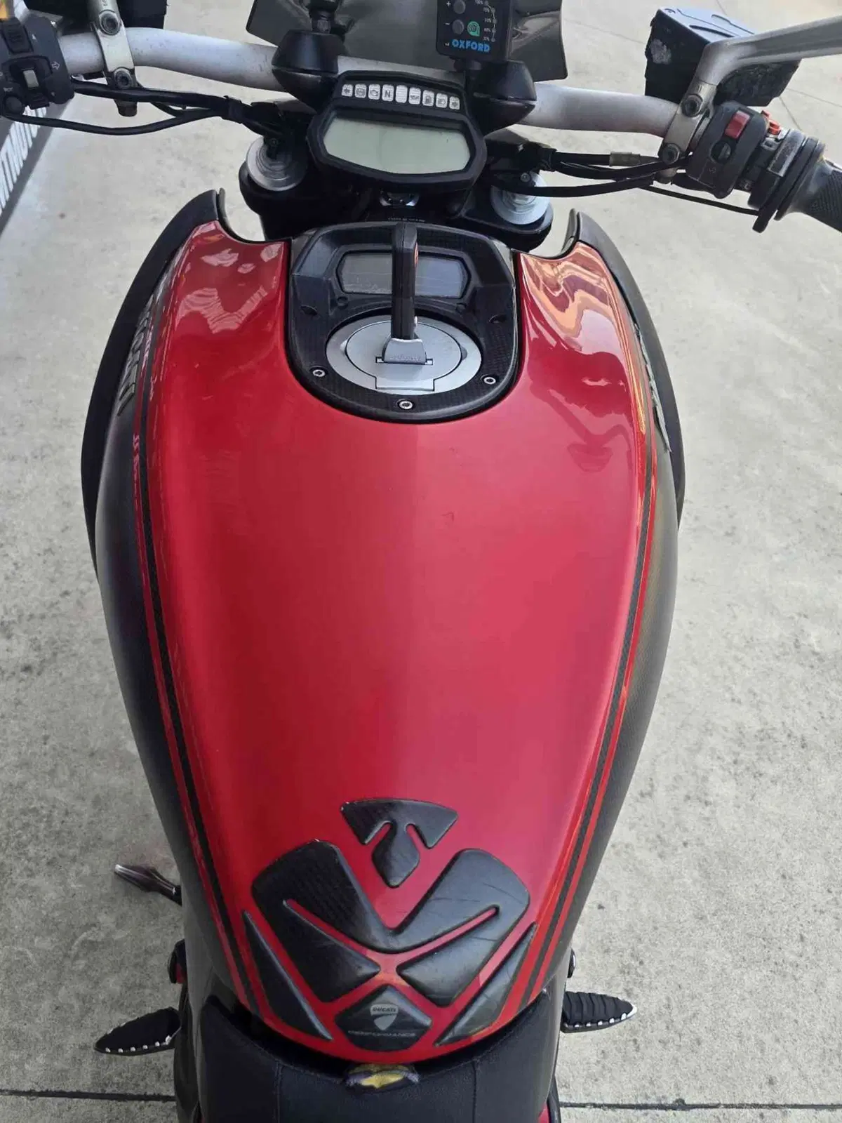 Ducati Diavel 1200 (2010 - 13) (8)