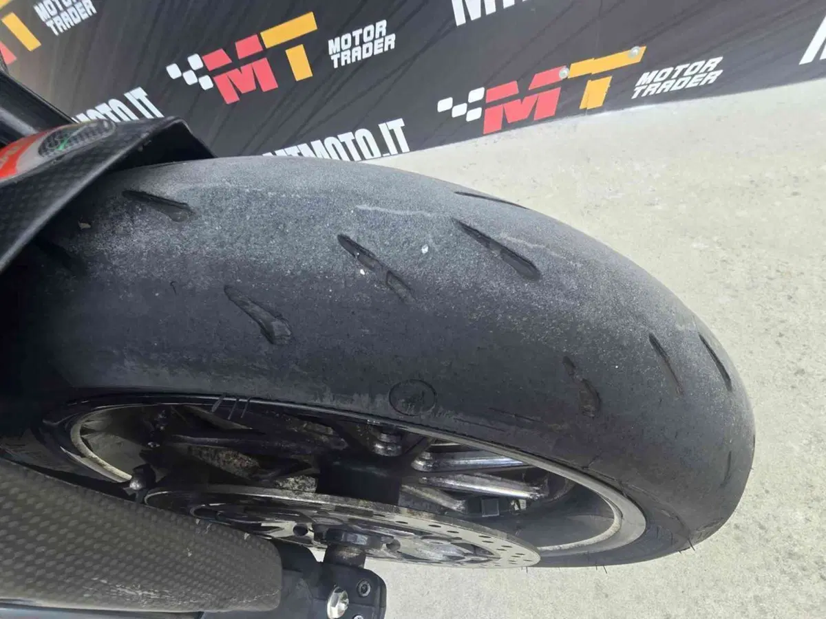 Ducati Diavel 1200 (2010 - 13) (11)