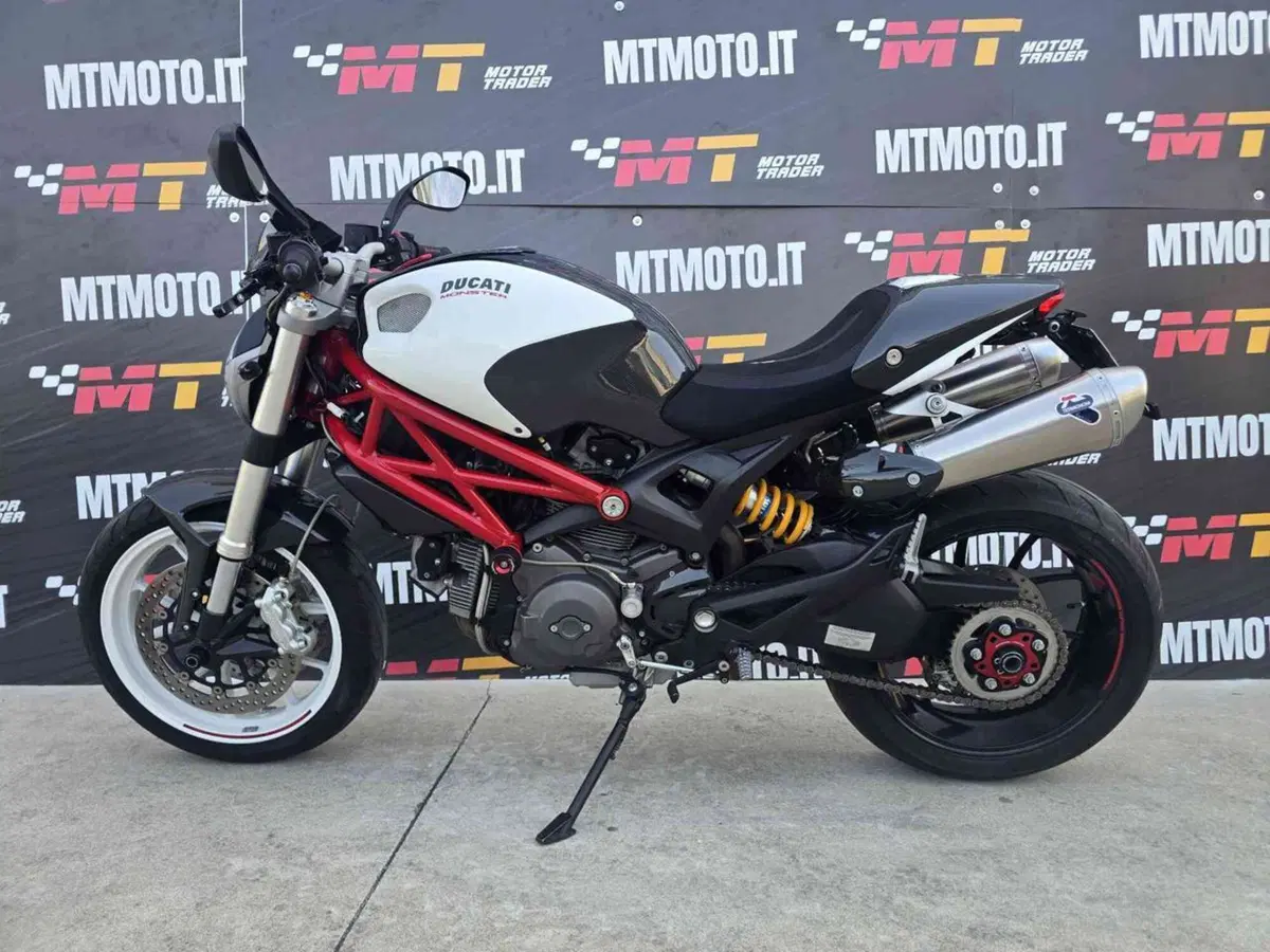 Ducati Monster 796 (2010 - 13) (2)