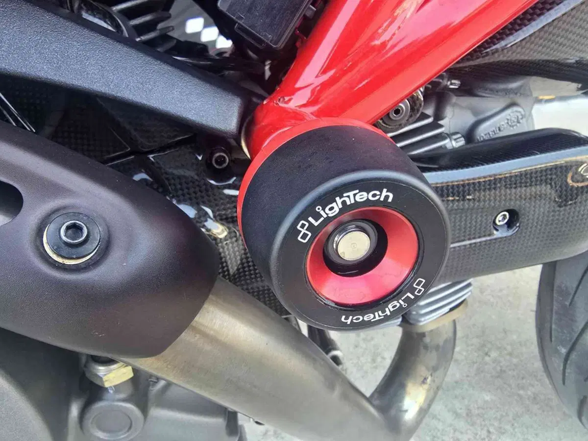 Ducati Monster 796 (2010 - 13) (30)