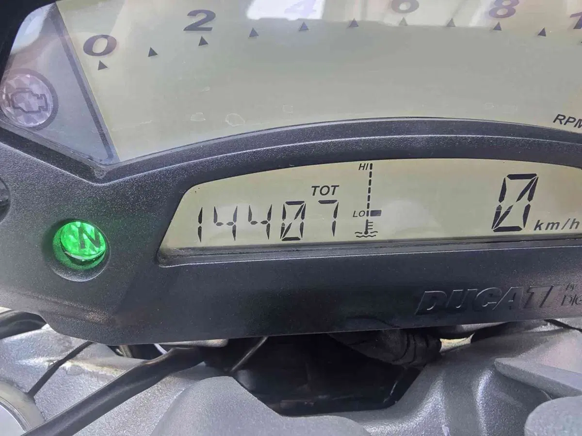 Ducati Monster 796 (2010 - 13) (25)