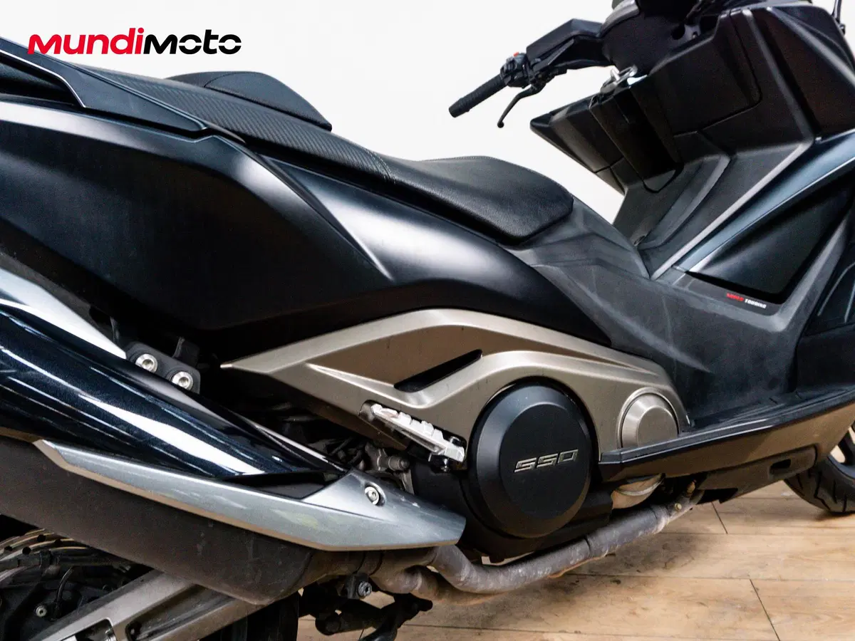 Kymco AK 550 ETS (2021 - 26) (4)