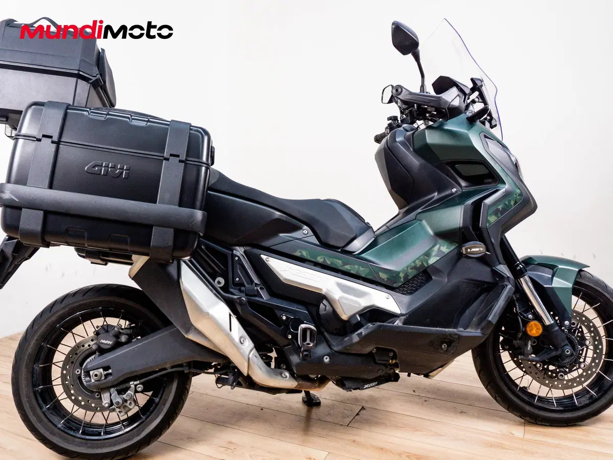 Honda X-ADV 750 (2017) (3)
