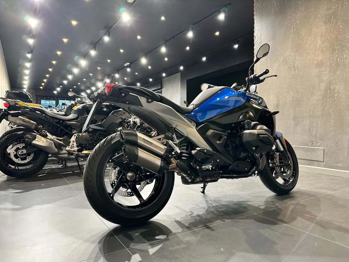 Bmw R 1300 R (2026 - 27) (5)