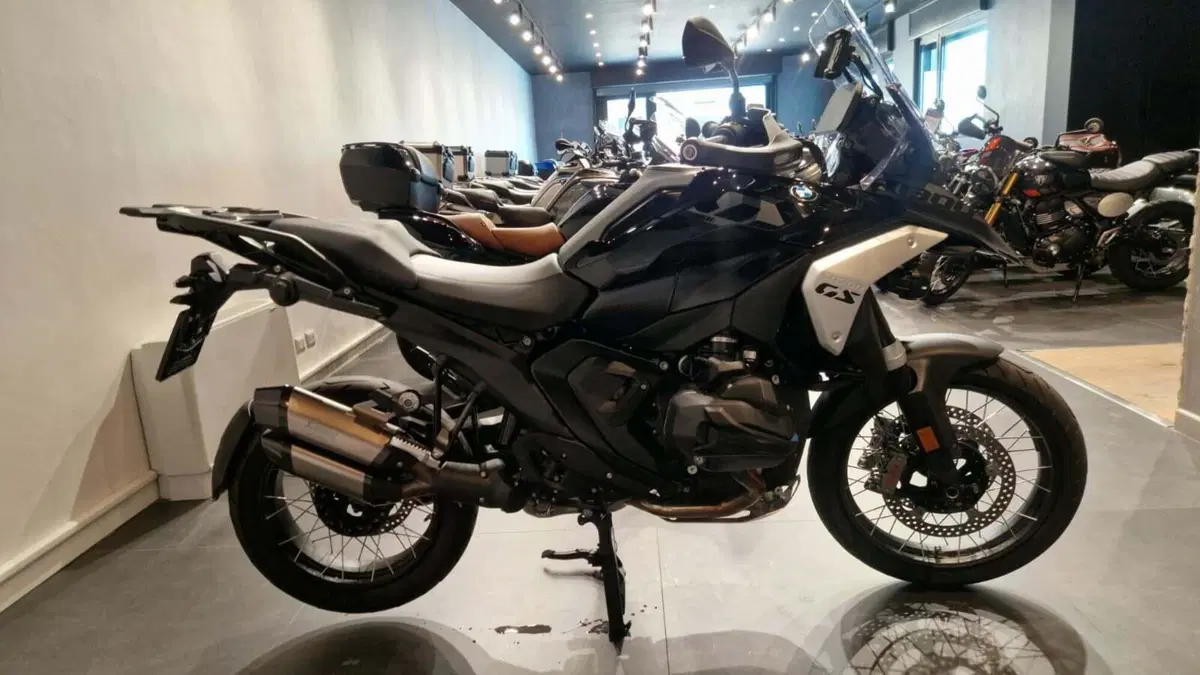Bmw R 1300 GS Triple Black (2023 - 26) (6)