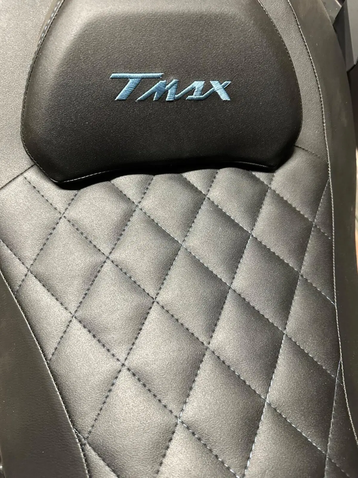 Yamaha T-Max 560 Tech Max (2022 - 24) (7)