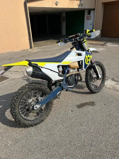 Husqvarna FE 350 (2023) usata