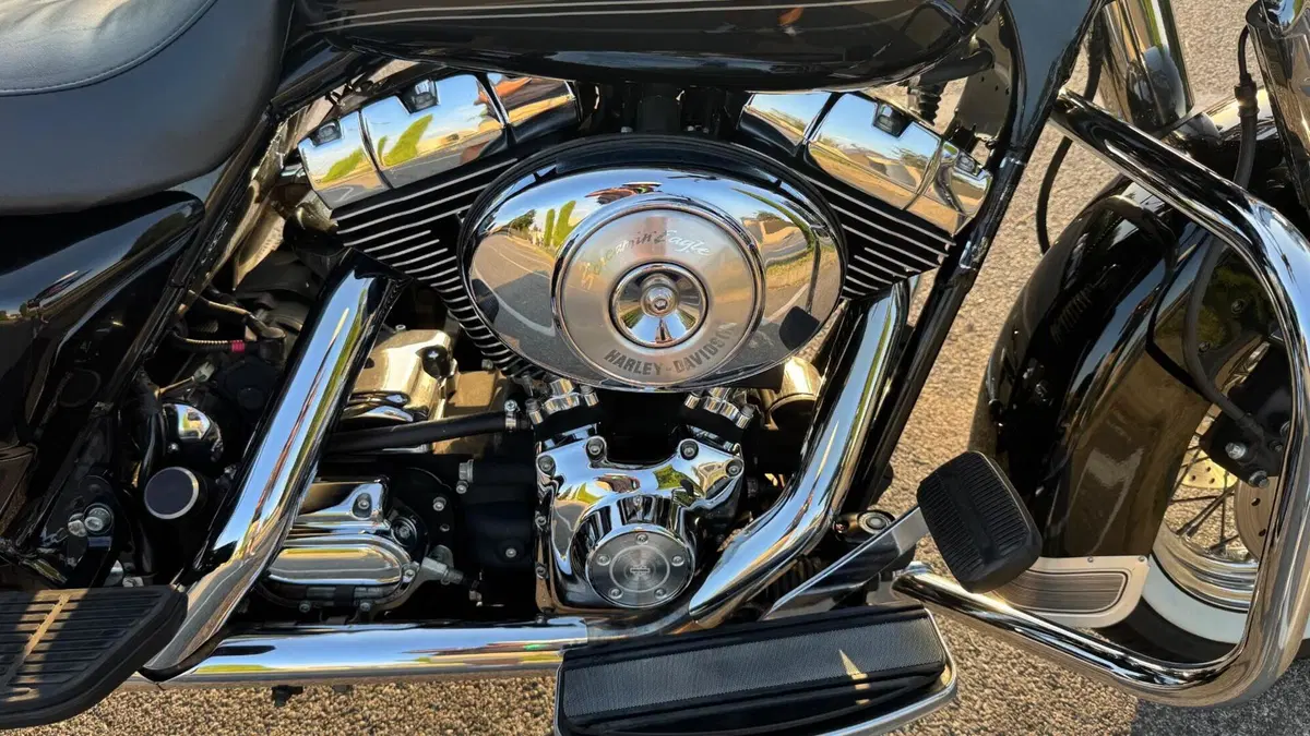 Harley-Davidson 1450 Road King (2002 - 04) - FLHRI (4)