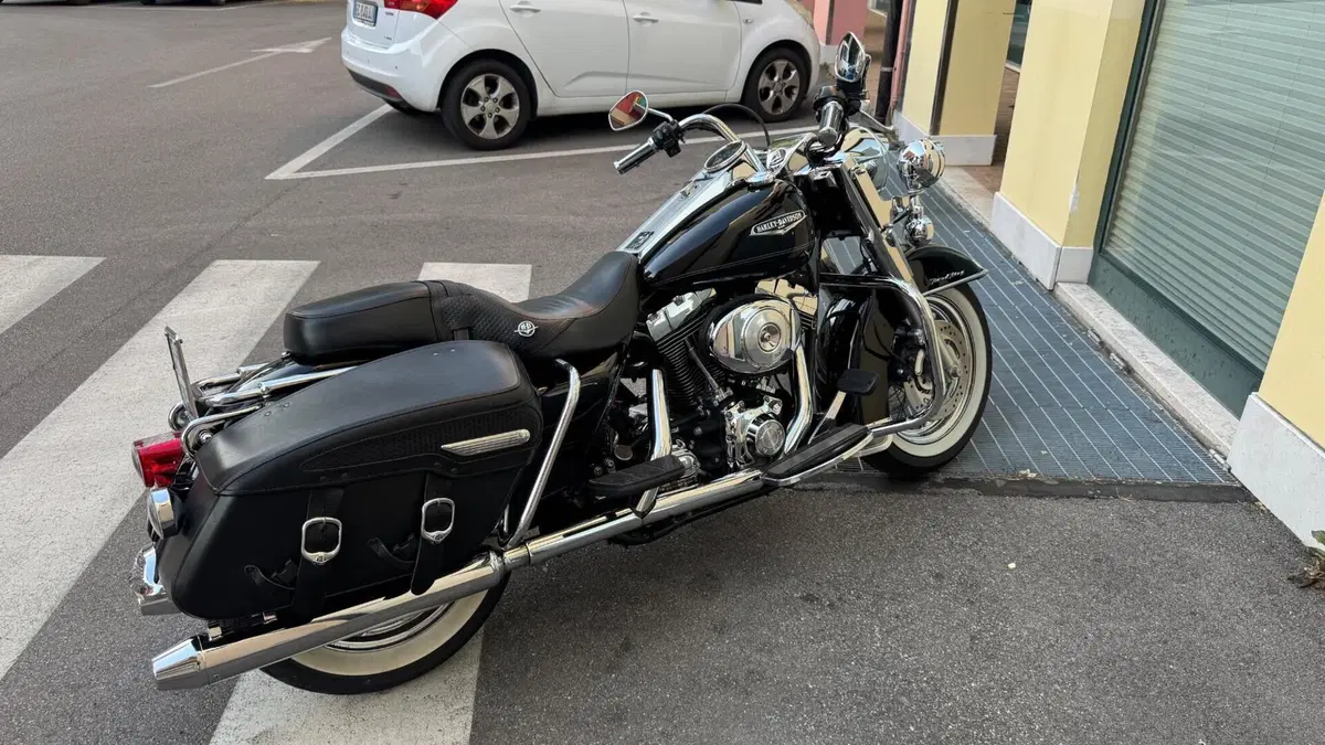 Harley-Davidson 1450 Road King (2002 - 04) - FLHRI (6)