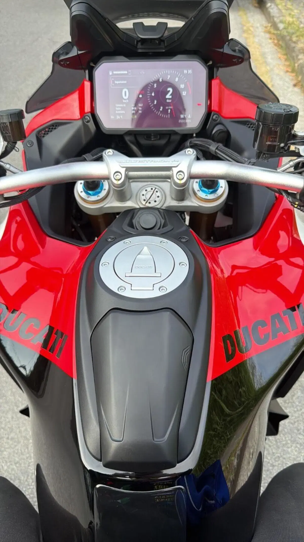 Ducati Multistrada V4 Pikes Peak (2021 - 24) (10)