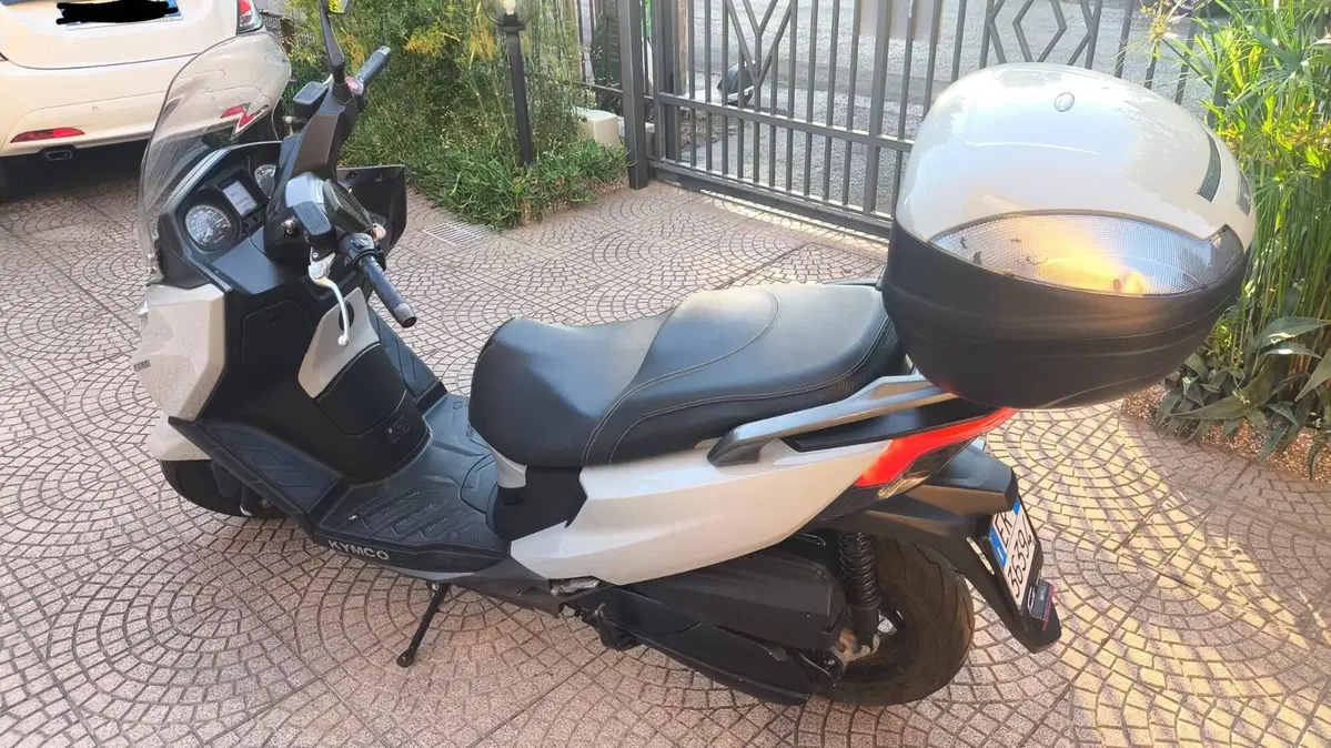 Kymco X-Town 300i City (2020) (3)