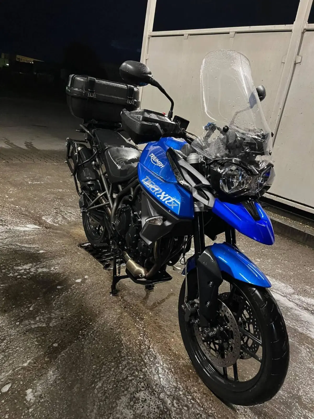 Triumph Tiger 800 XRx (2015 - 17) (2)