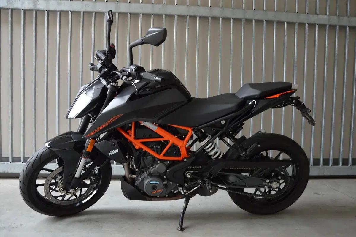 KTM 390 Duke (2021 - 23) (3)