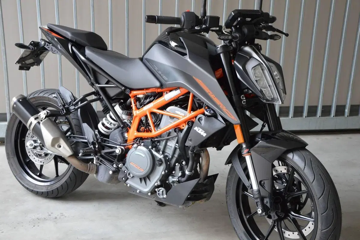 KTM 390 Duke (2021 - 23) (5)