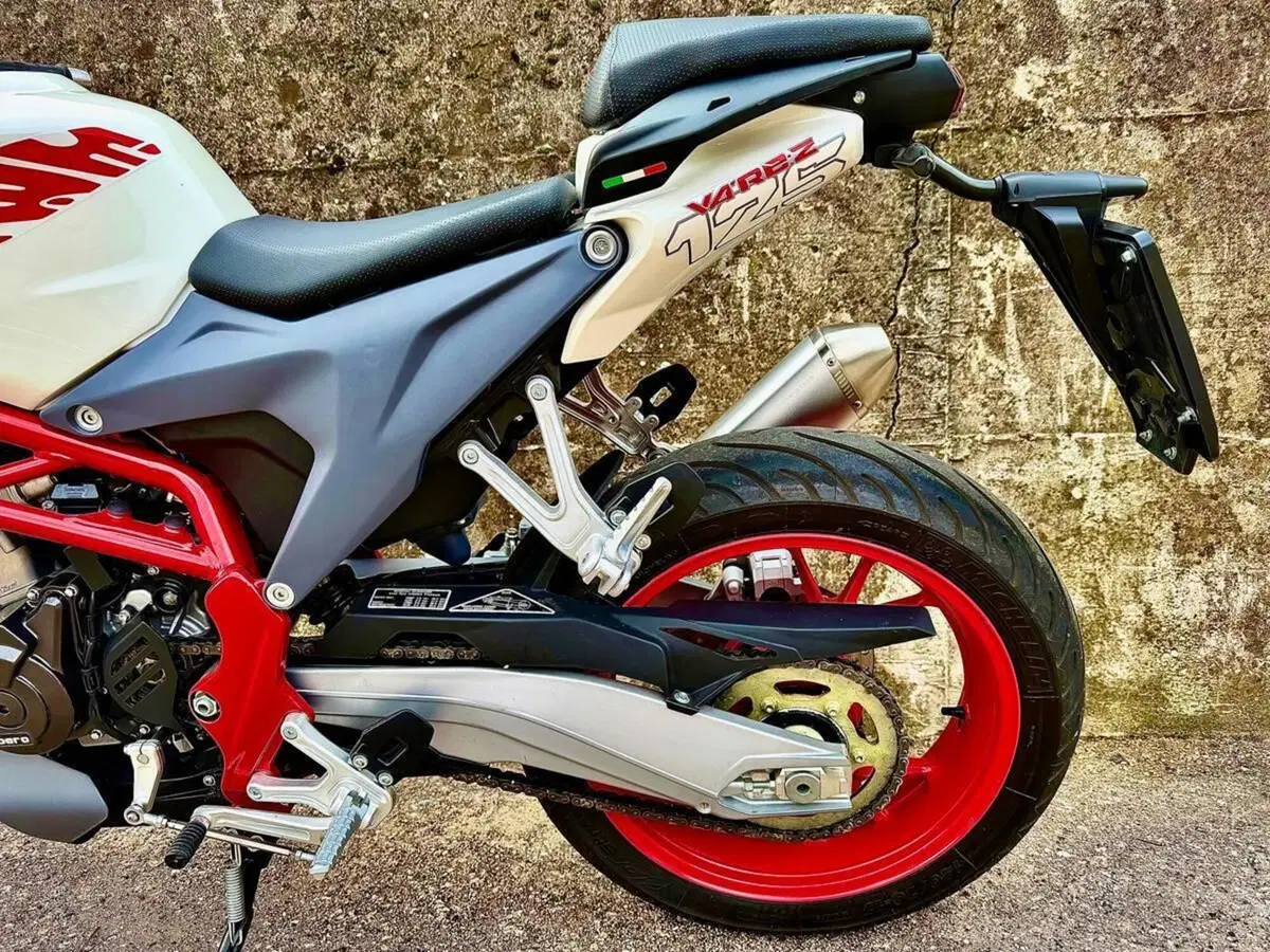 Swm Varez 125 (2022 - 23) (14)