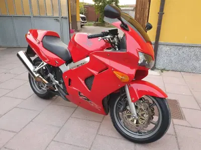 Honda VFR 800 (1998 - 01) usata