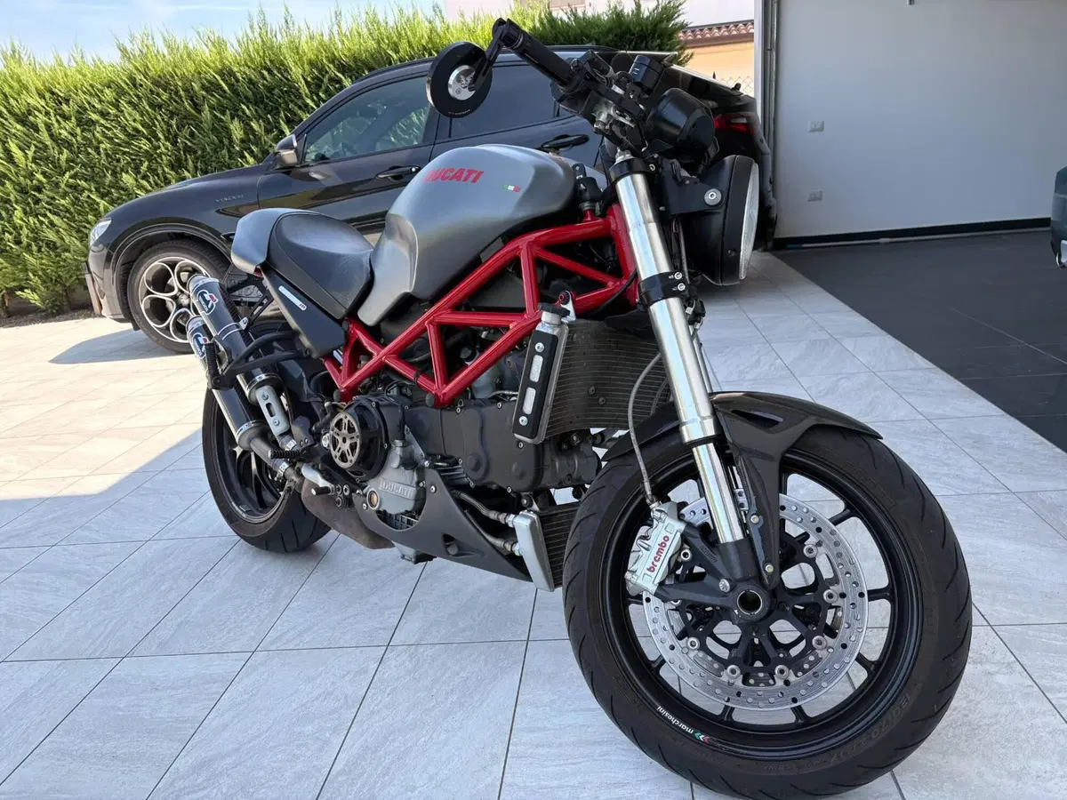 Ducati Monster S4R Testastretta (3)