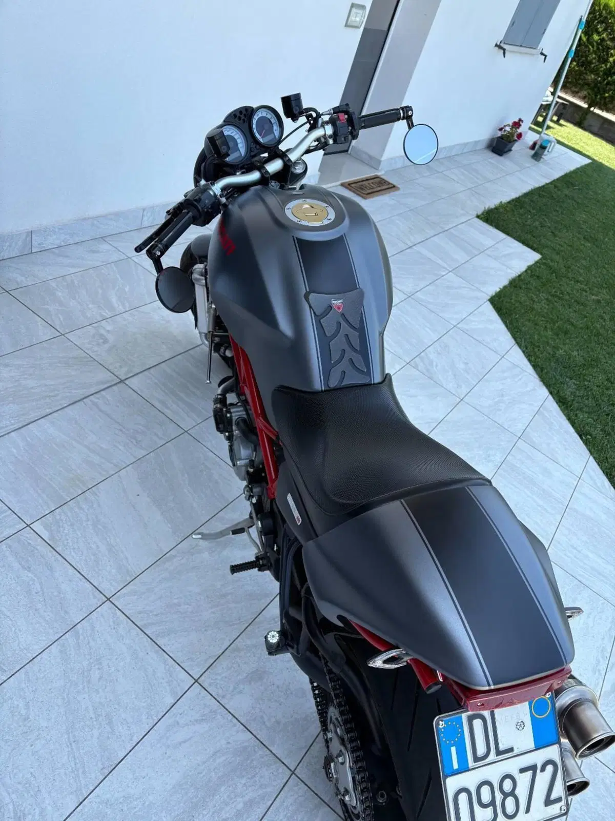 Ducati Monster S4R Testastretta (5)