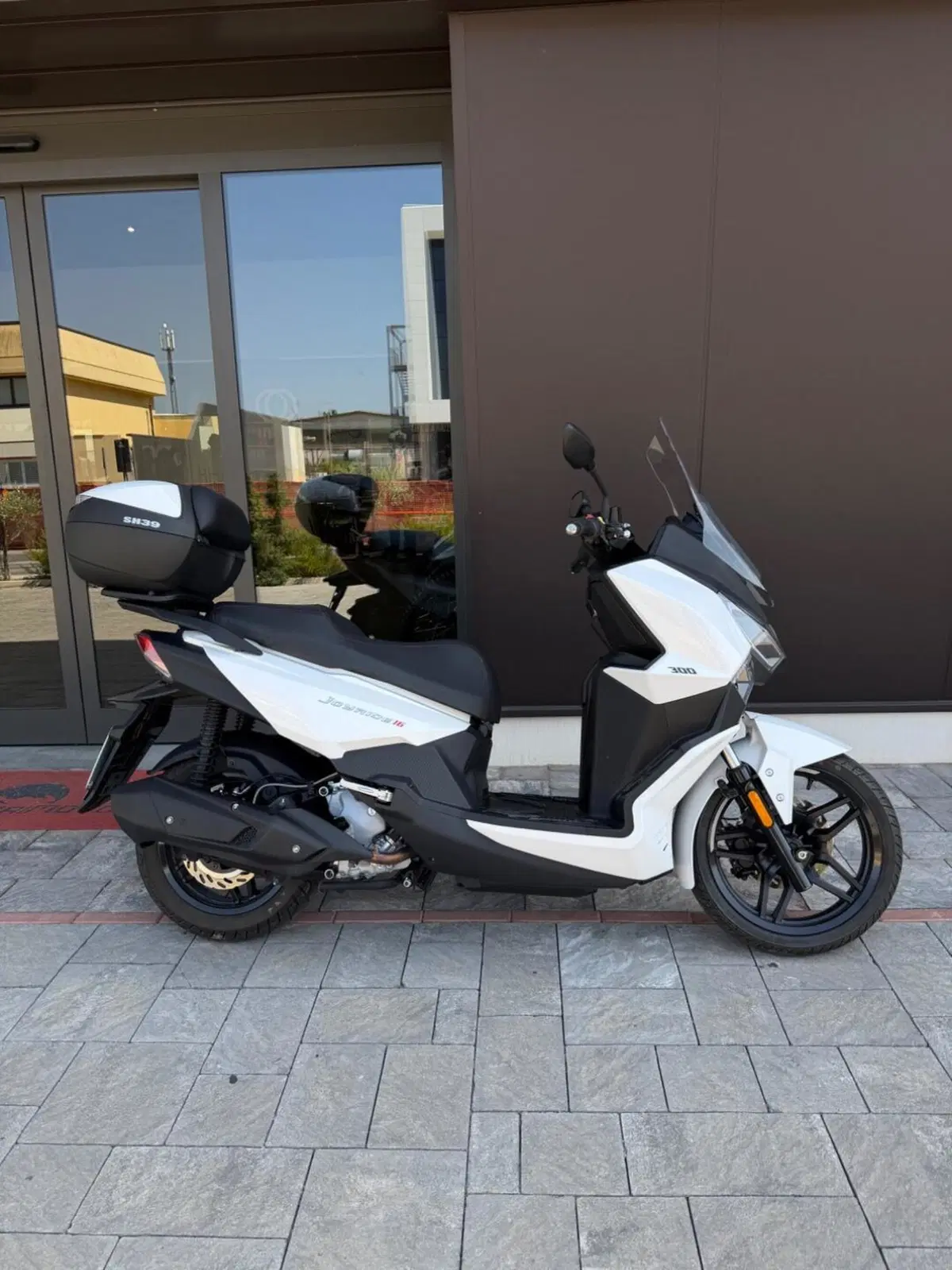 Sym Joyride 300 (2025)
