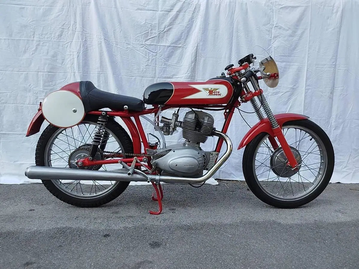Moto Morini Gt 175 replica settebello  (4)