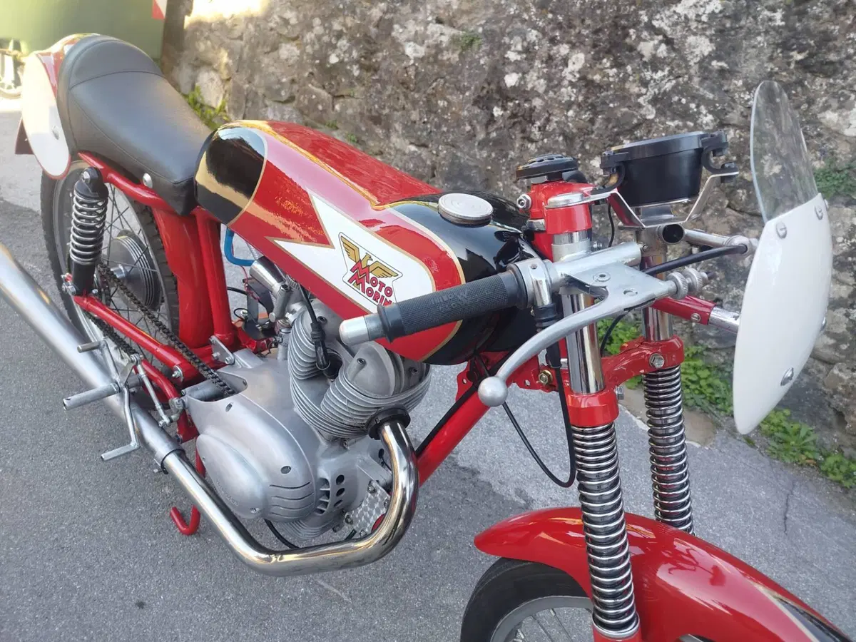 Moto Morini Gt 175 replica settebello  (6)