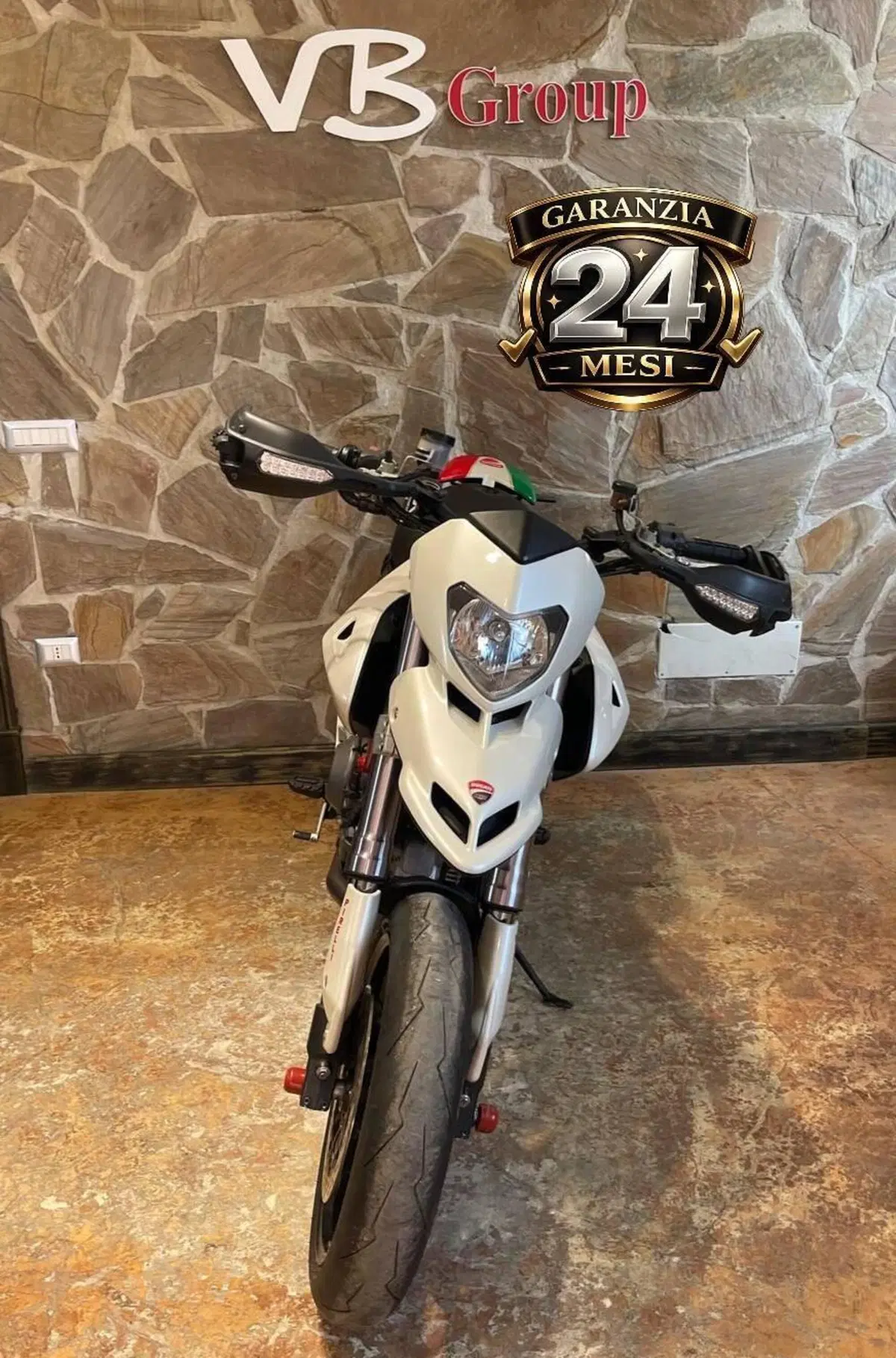 Ducati Hypermotard 1100 (2007 - 09) (2)