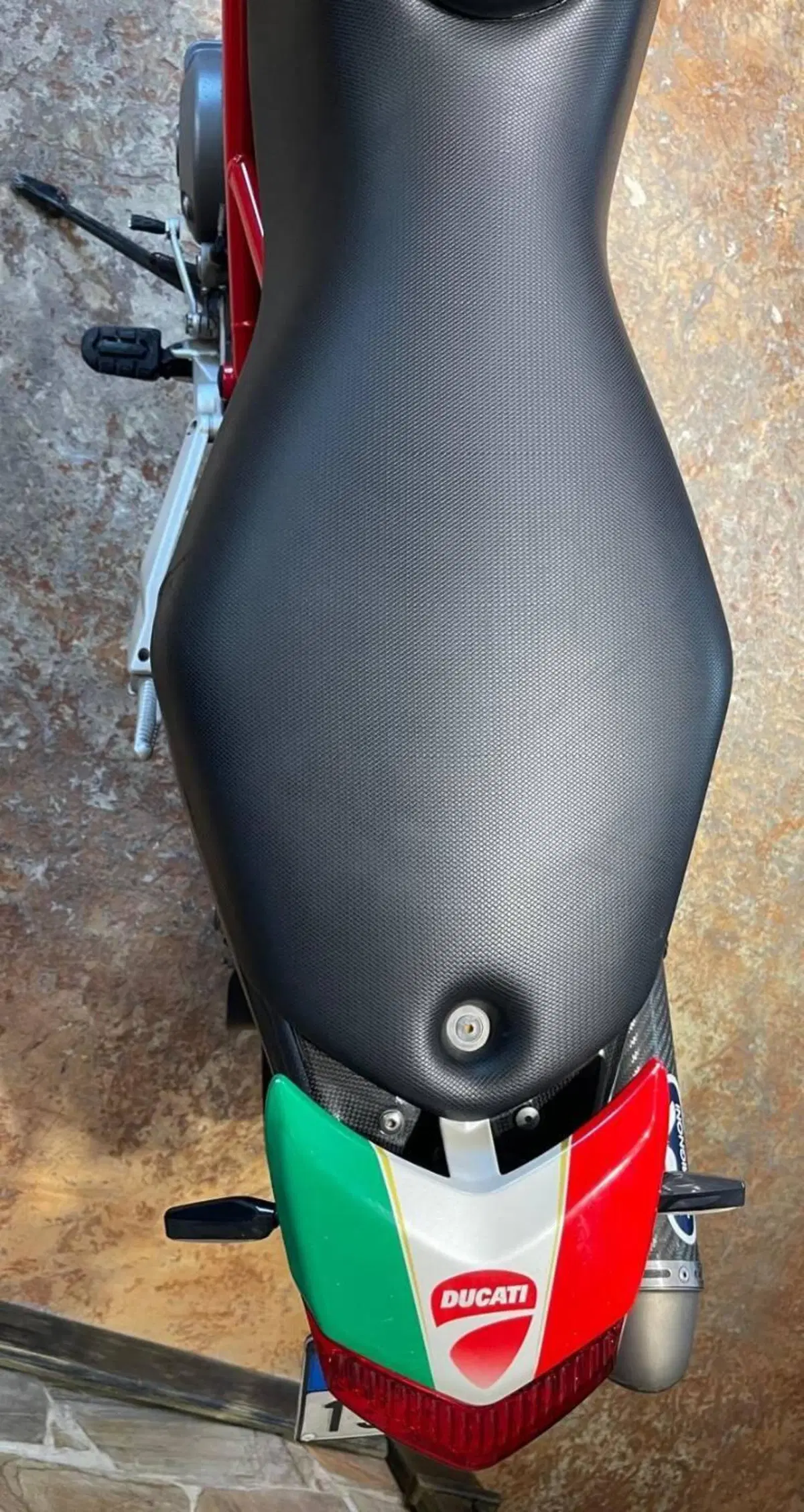 Ducati Hypermotard 1100 (2007 - 09) (15)
