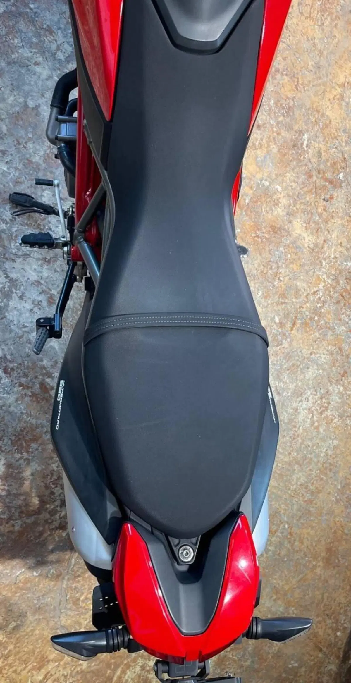 Ducati Hypermotard 950 (2022 - 25) (18)